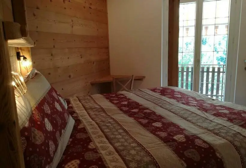 キングサイズベッドのスタンダードルーム, Romantiche Orobie B&b