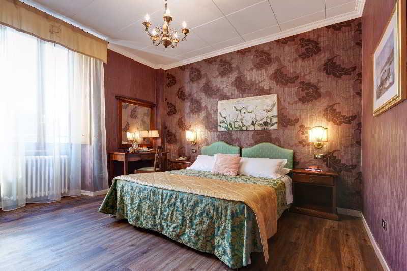 חדר סטנדרט לשלושה, Residenza In Farnese