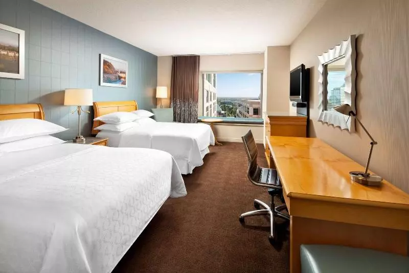 اتاق استاندارد, Sheraton Grand Sacramento
