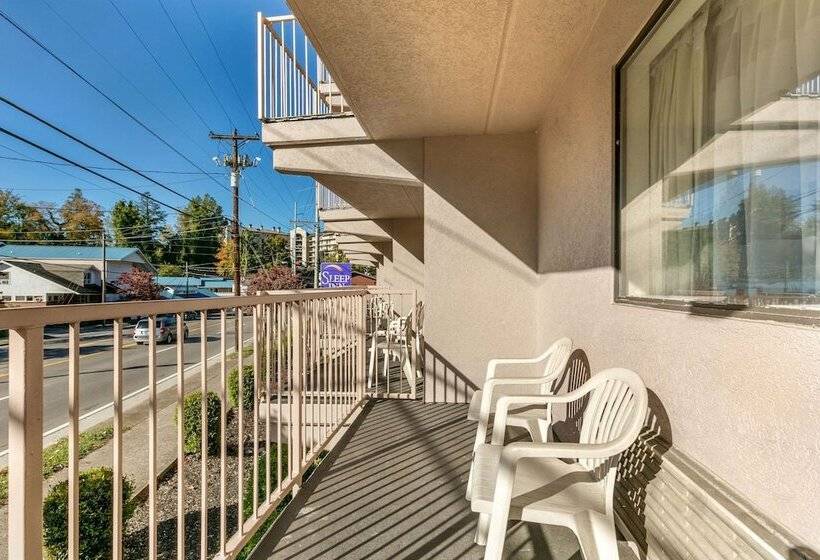 חדר סטנדרט שתי מיטות זוגיות, Sleep Inn & Suites Near Sports World Blvd