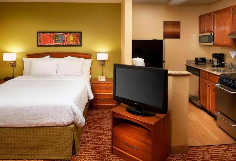 إستوديو قياسى سرير ملكى, Sonesta Simply Suites Detroit Novi