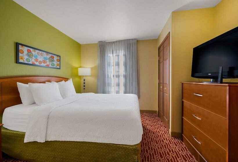جناح لذوى الاحتياجات الخاصة, Sonesta Simply Suites Detroit Novi