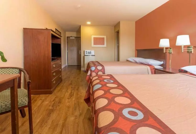 اتاق استاندارد, Super 8 By Wyndham Dixon/uc Davis