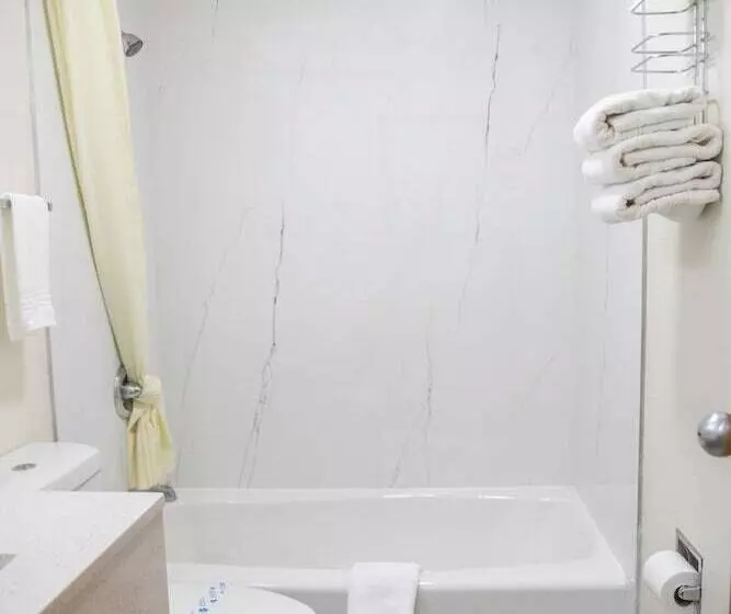 اتاق استاندارد با 2 تخت دوبل, Super 8 By Wyndham Mountain Home