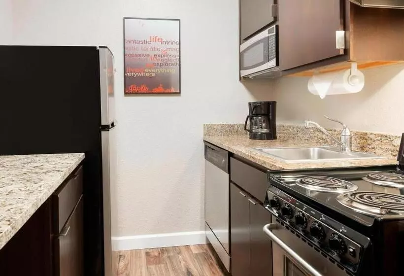 スタンダードスタジオ, Towneplace Suites Savannah Midtown