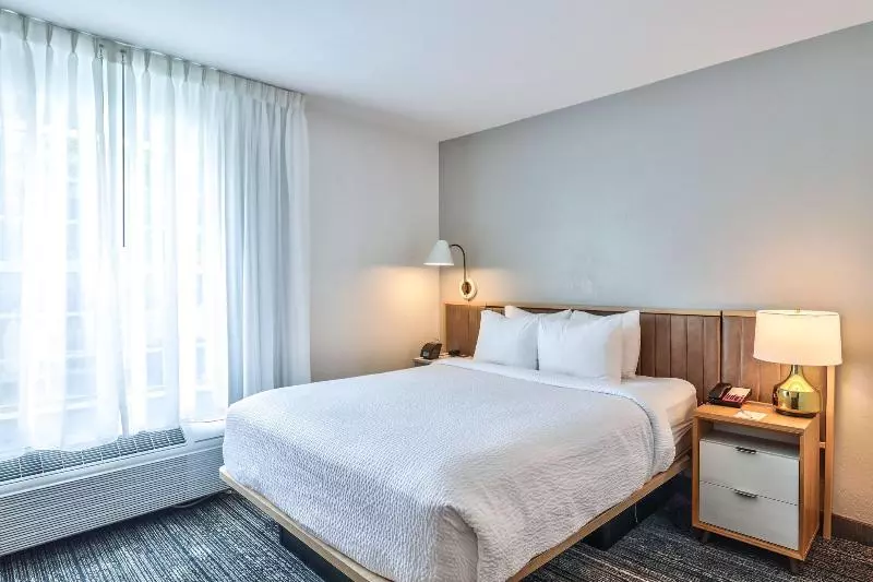 クイーンサイズベッドのスイートルーム, Towneplace Suites Tallahassee North/capital Circle