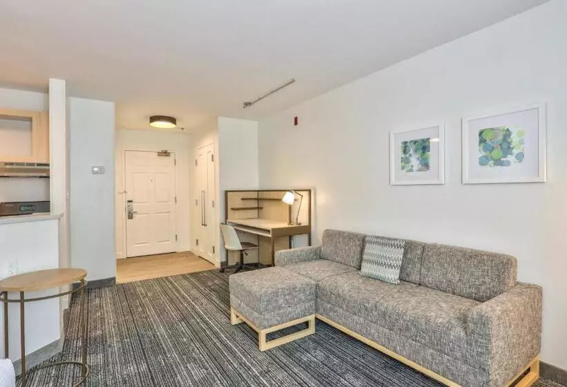 スタンダードスタジオ, Towneplace Suites Tallahassee North/capital Circle