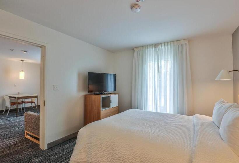 جناح, Towneplace Suites Tallahassee North/capital Circle