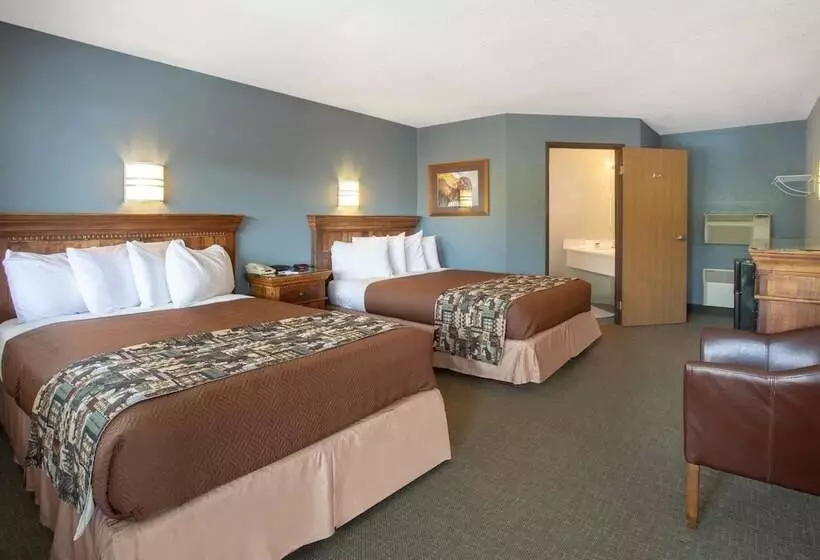 ２ダブルベッドのスタンダードルーム, Travelodge By Wyndham Gardiner Yellowstone Park North Entr