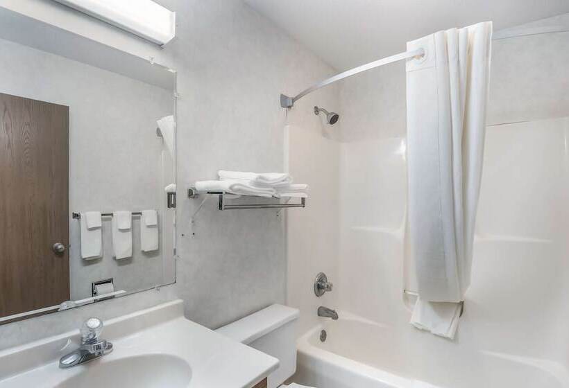 Номер Стандарт 2 Двуспальные Кровати, Americas Best Value Inn Wenona