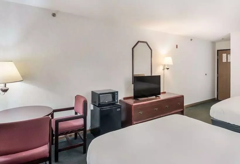 Standard-huone 2 Parivuodetta, Americas Best Value Inn Wenona