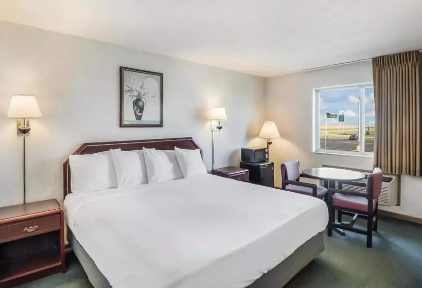 Standard-huone King-vuode, Americas Best Value Inn Wenona