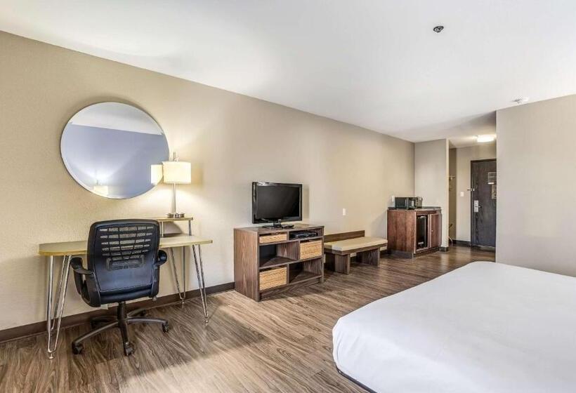 스위트 킹사이즈 침대, Quality Inn Calvert City  Paducah East