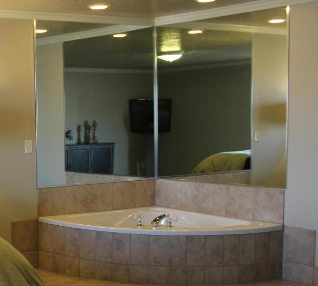 스탠다드 룸 킹사이즈 침대, Scipio