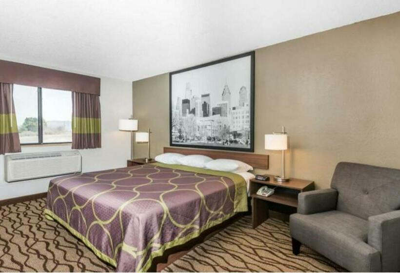 キングサイズベッドのスタンダードルーム, Super 8 By Wyndham Bedford