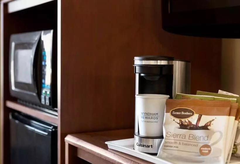 Deluxe-huone, Super 8 By Wyndham Columbus