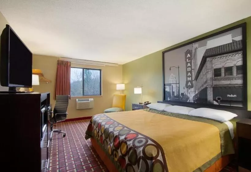 キングサイズベッドのデラックススイート, Super 8 By Wyndham Homewood Birmingham Area