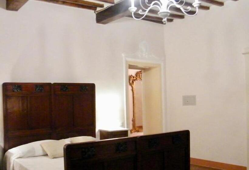 ガーデンビュースタンダードルーム, Casa Cerboneschi