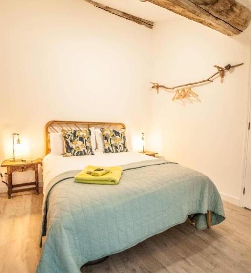 غرفة قياسية مطلّة علي الحديقة, La Calade