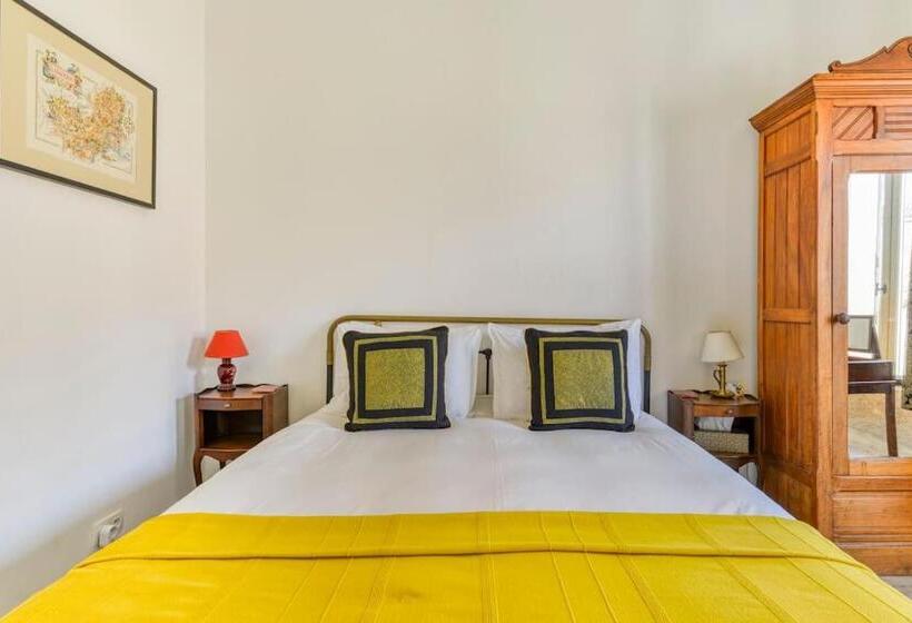 غرفة سوبيريور, La Calade