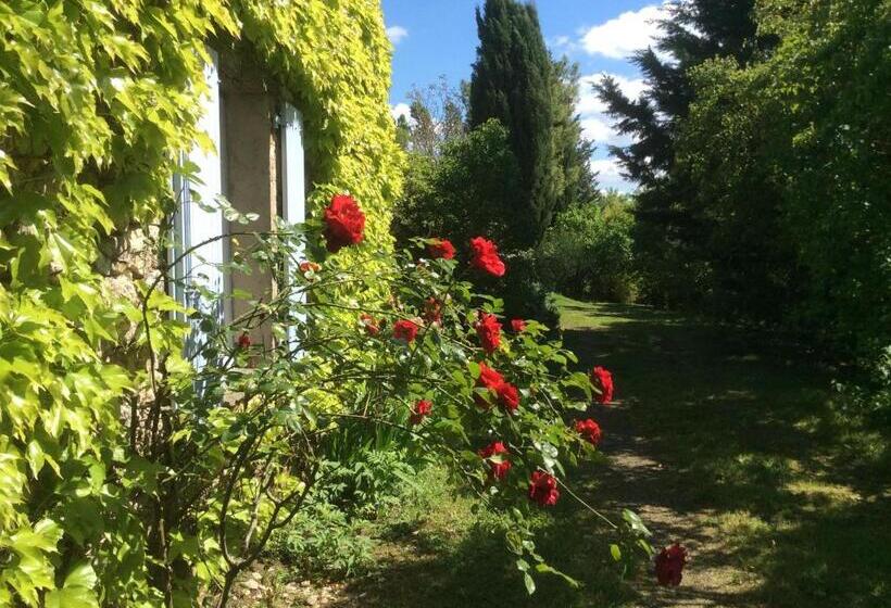 Номер Стандарт Вид на Сад, Le Clos Pastel