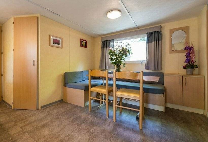 בית, 2 חדרי שינה, Camping De La Muse