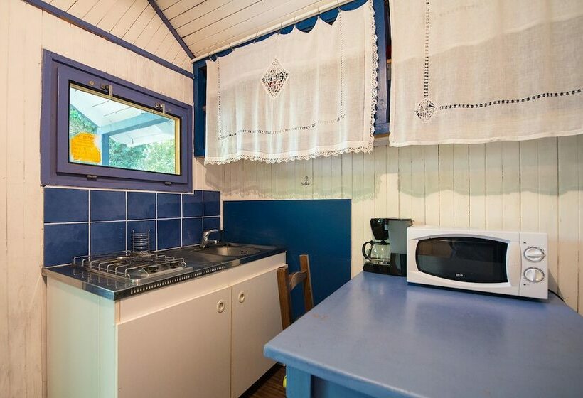 בית, 2 חדרי שינה, Camping De La Muse