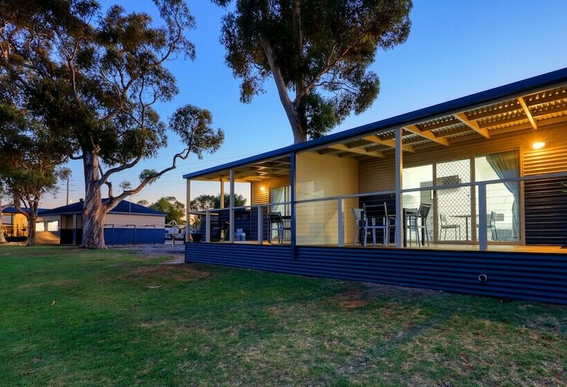 إستوديو قياسى, Lake Boga Caravan Park