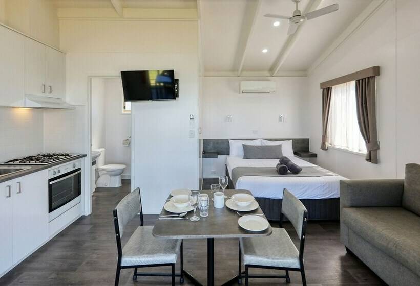 إستوديو قياسى, Lake Boga Caravan Park