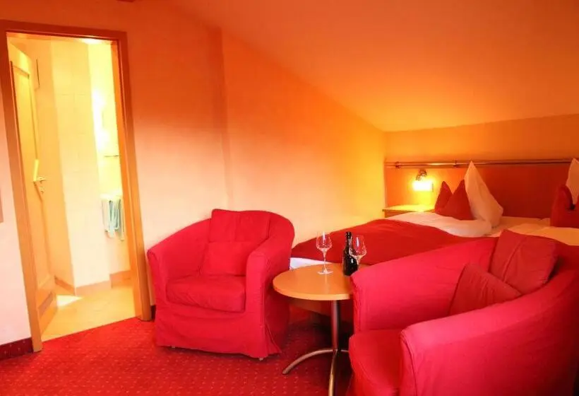 バルコニー付きスタンダードルーム, Landhotel Bayerwald
