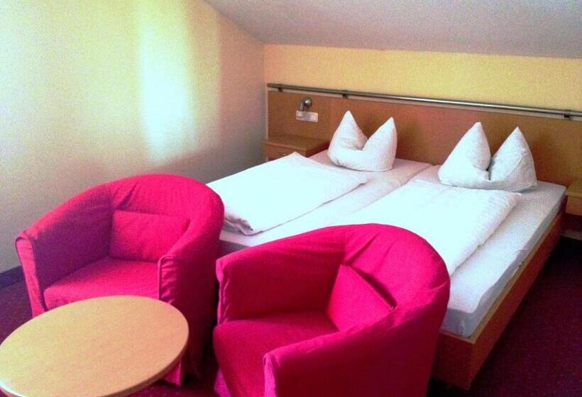 バルコニー付きスタンダードルーム, Landhotel Bayerwald