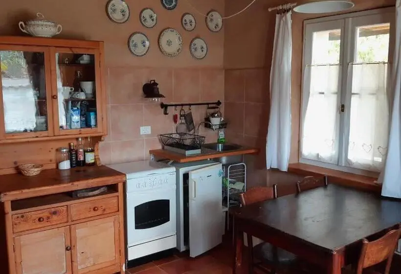 庭の見える１ベッドルームアパートメント, Agriturismo Di Charme E Ristorante Stallato Il Filo Di Paglia