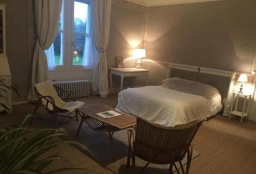 ファミリールーム, Manoir Le Mingreaud Chambres D Hôtes