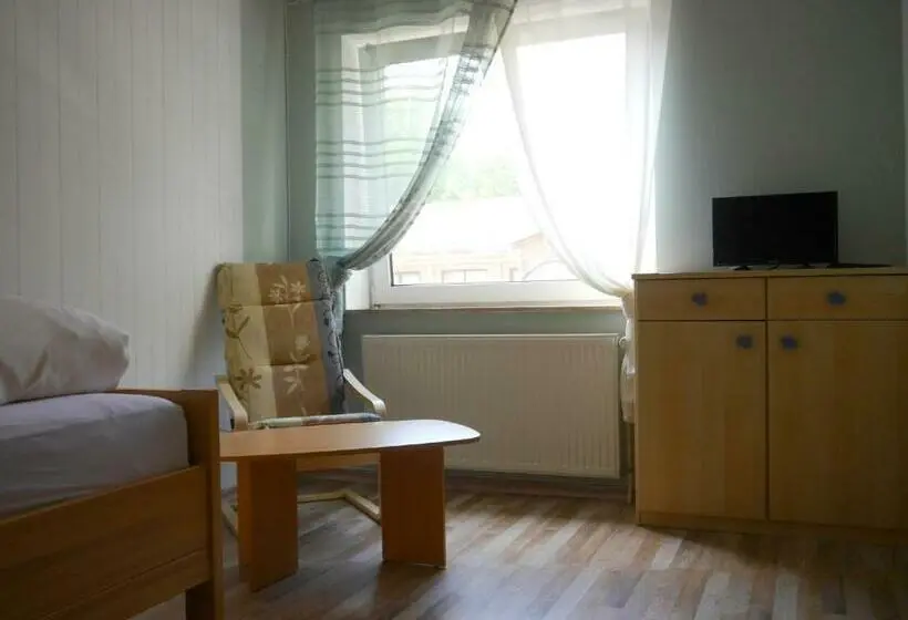 スタンダードシングルルーム, Gästehaus Zimmer Frei