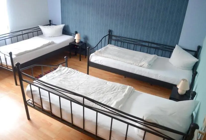 スタンダードトリプルルーム, Gästehaus Zimmer Frei