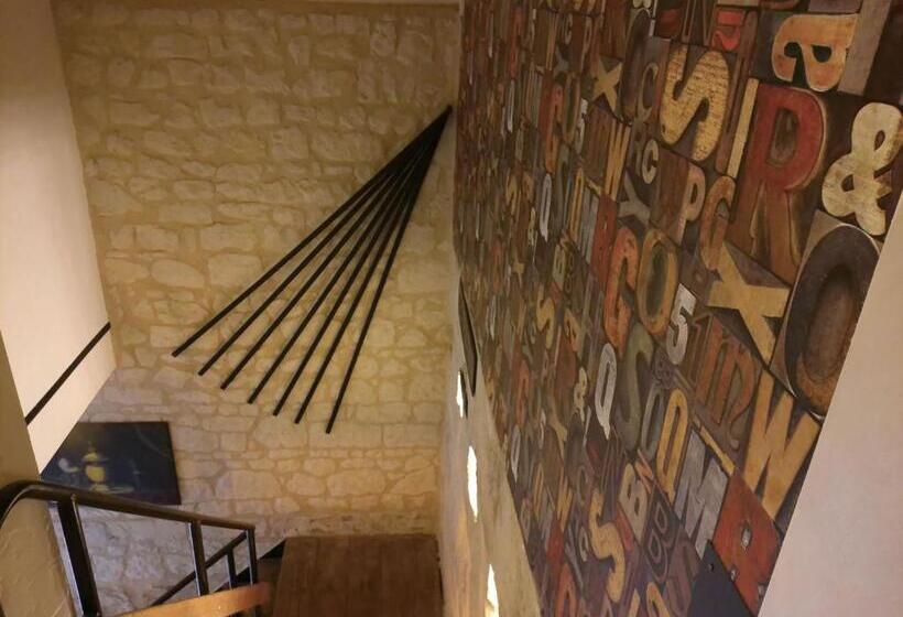 חדר דלוקס, A 2 Pas D Azay