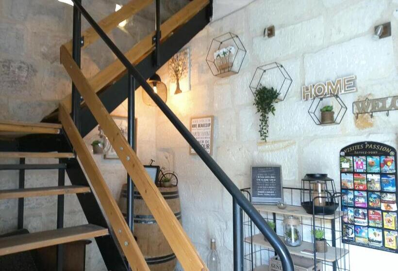 סוויטה משפחתית, A 2 Pas D Azay