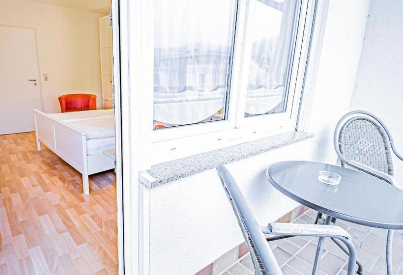 חדר סטנדרט, Johannishof Weincafe & Gastehaus