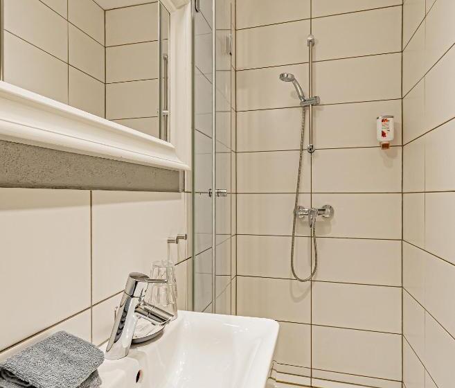 חדר סטנדרט, Johannishof Weincafe & Gastehaus