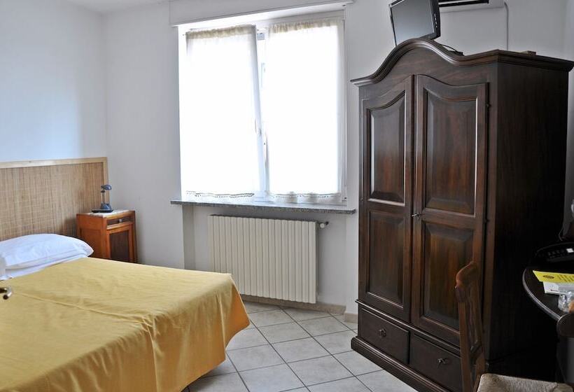 חדר סטנדרט, Ristorante La Torretta