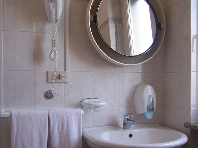 חדר סטנדרט, Ristorante La Torretta