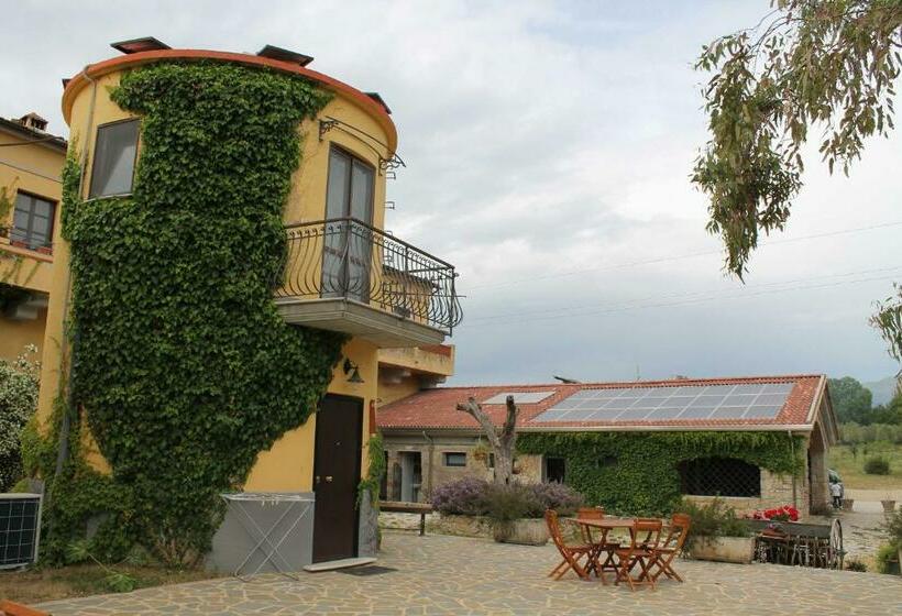 شقة غرفة واحدة, Agriturismo La Petrosa