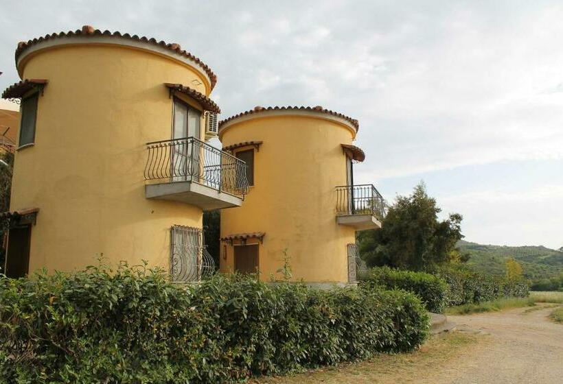 شقة غرفة واحدة, Agriturismo La Petrosa