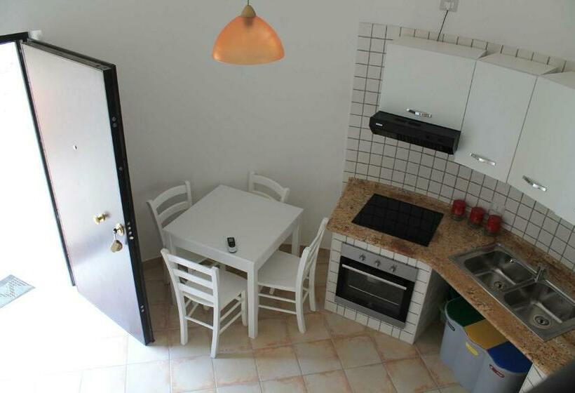 شقة غرفة واحدة, Agriturismo La Petrosa