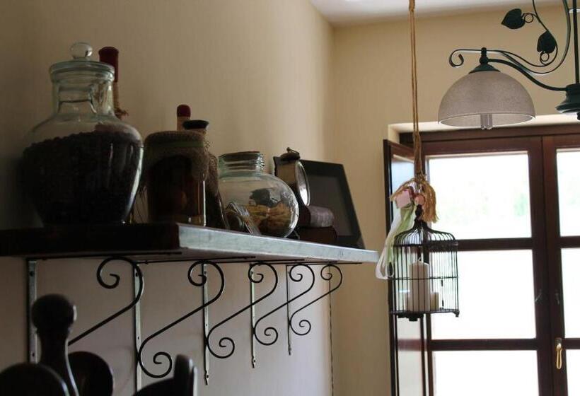 Номер Стандарт Трехместный, Agriturismo La Petrosa
