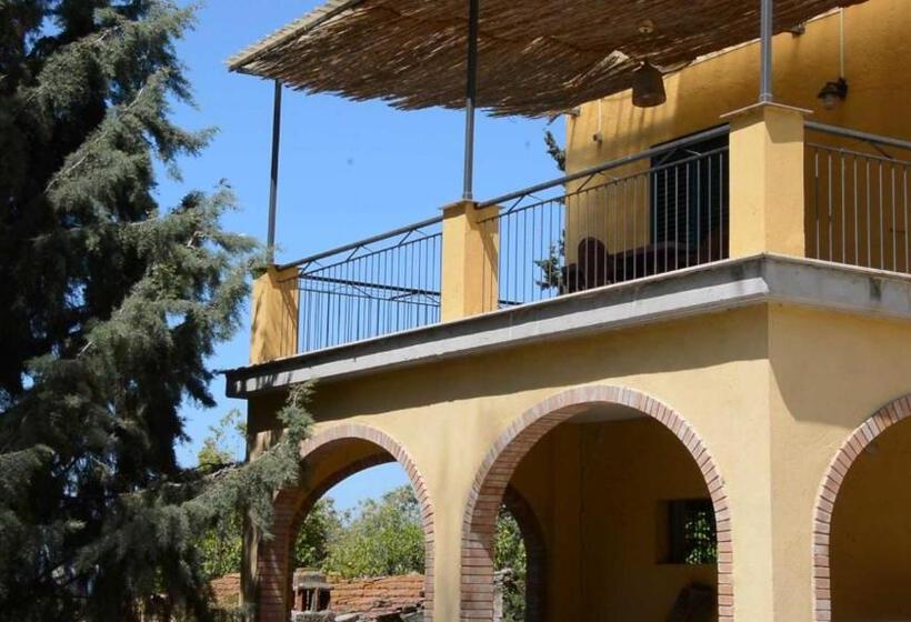 Номер Стандарт, Agriturismo La Petrosa