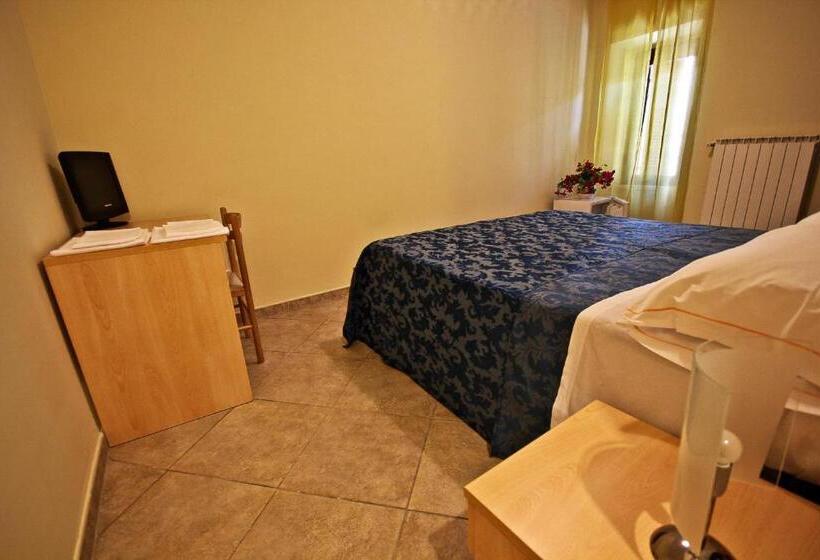 غرفة قياسية, Il Cantinone Rooms