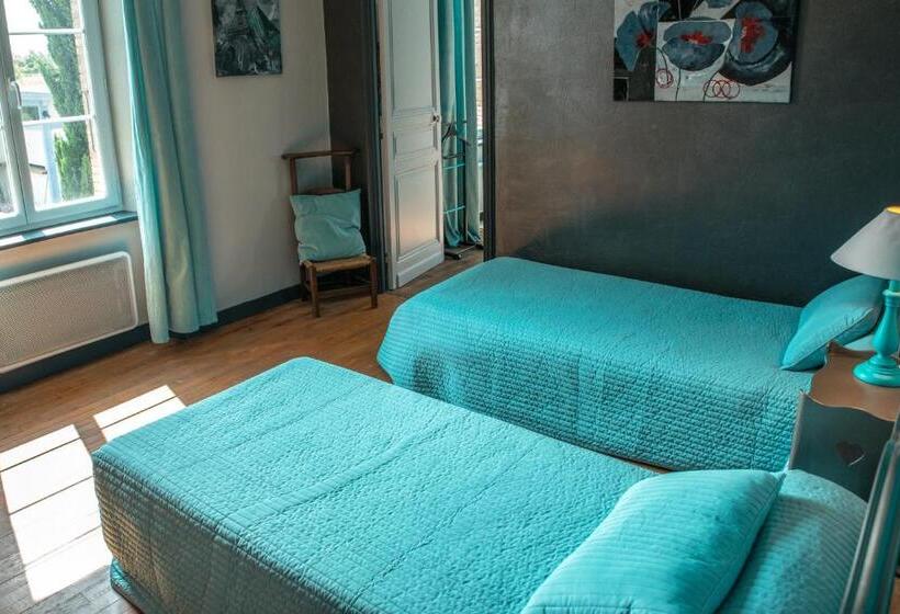 ファミリールーム, Relais De L Alaric