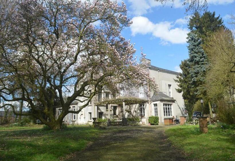 غرفة قياسية مطلّة علي الحديقة, La Gentilhommière Du Château De Ragnies