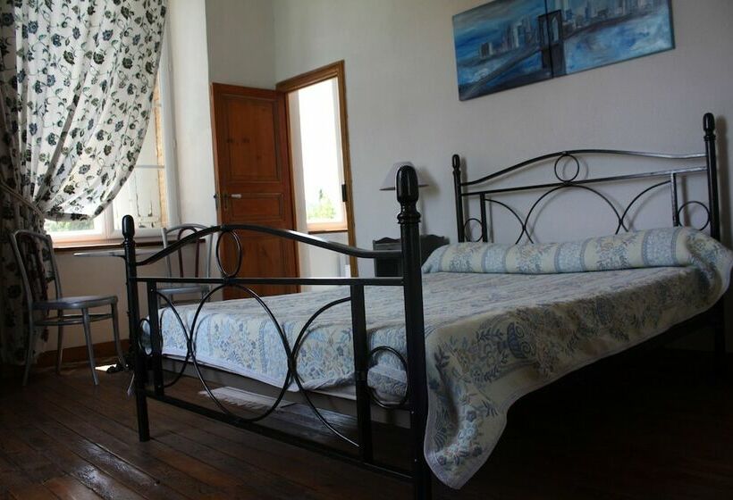 ファミリールーム, Relais De L Alaric